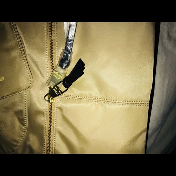 BNWT Steve Madden golden with black leather and tan nylon backpack - Picture 2 of 6